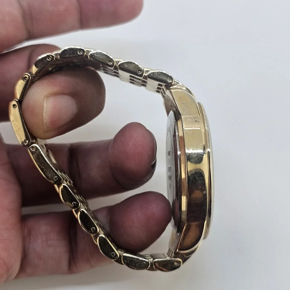42MM Women's Analog Watch Gold Dial Gold Metal Bands 5.75